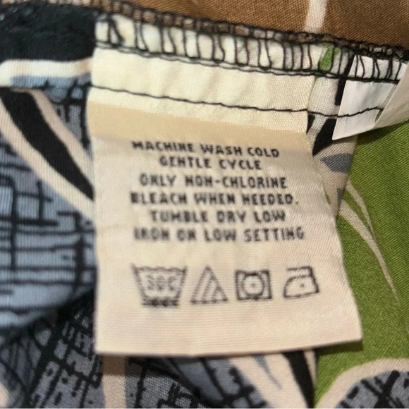 Cooke Street Honolulu Men's Short Sleeve Button Up Hawaiian Aloha Shirt Medium - Picture 10 of 11